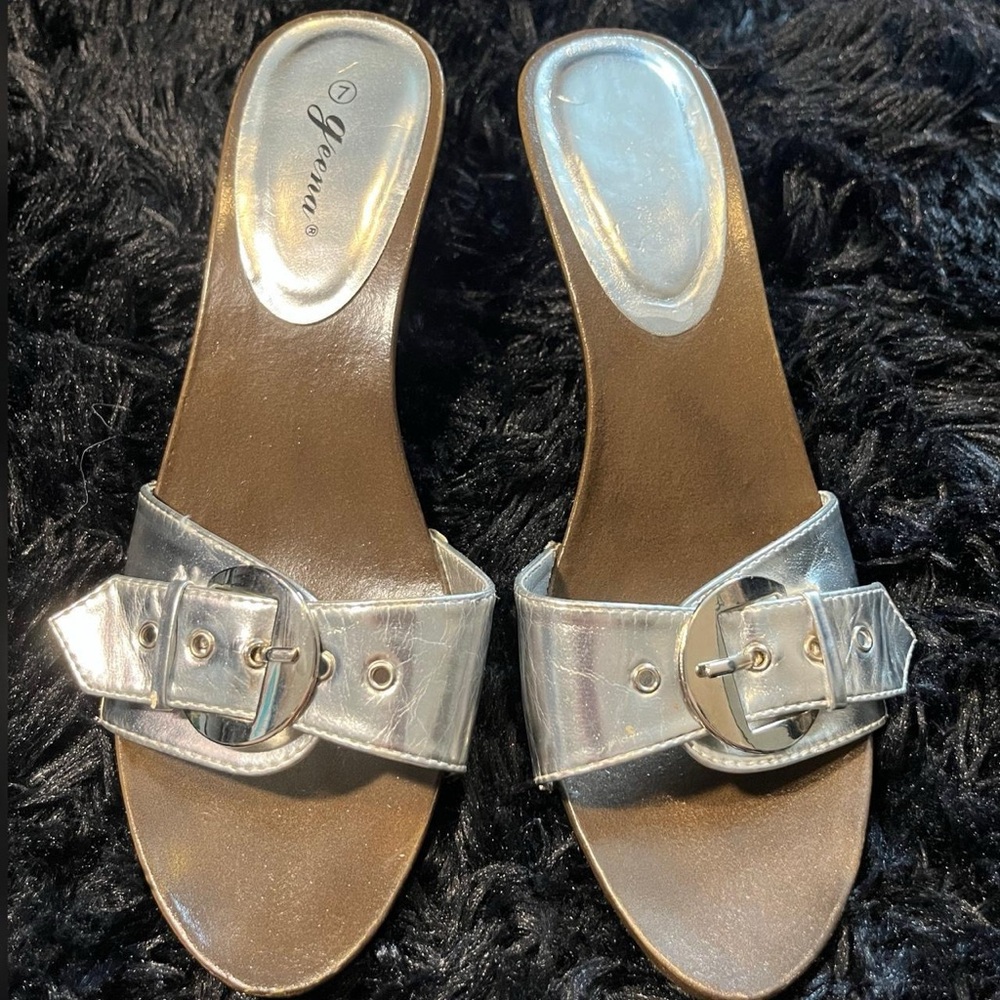 Y2K Metallic silver heels